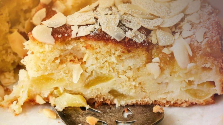 French Apple Cake Delicacy